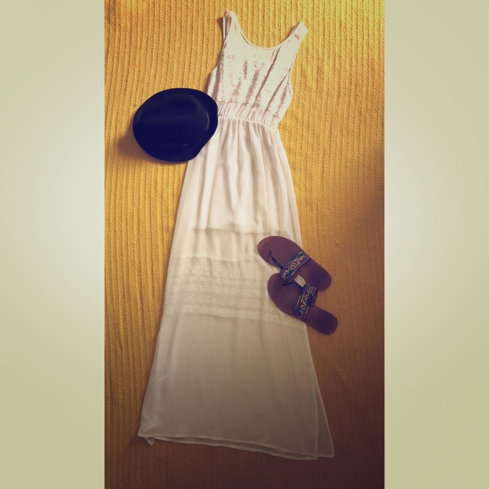 BOHO mini dress with long maxi lace overlay - Picture 4 of 6